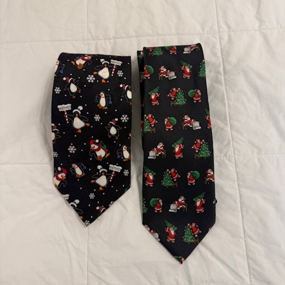 Lot Of 2 Vintage‎ Christmas Neck Ties Santa Tie Penguin Tie Hallmark Tie Tales
